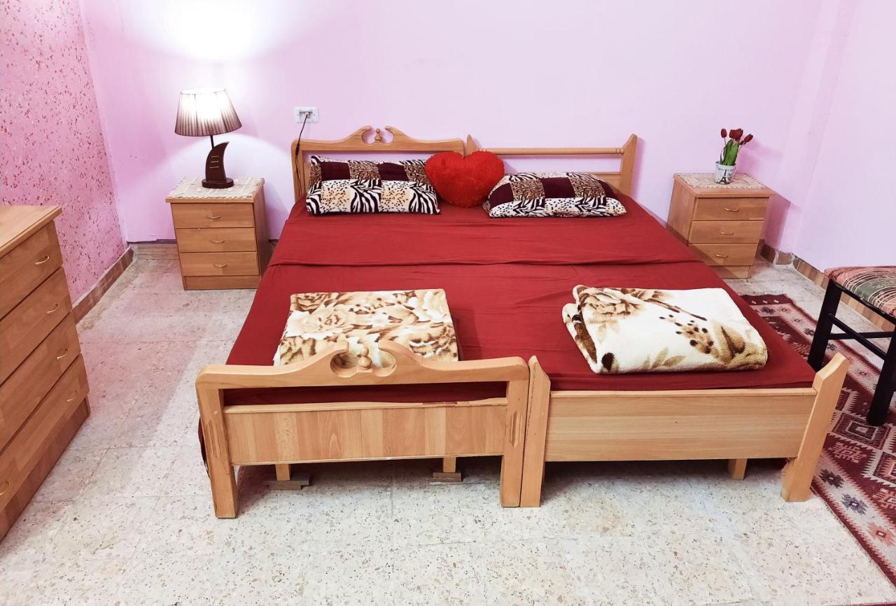 Ot Apartment Мадаба Екстериор снимка